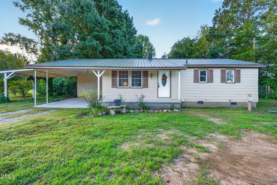 Photo of 935 Maynard Road