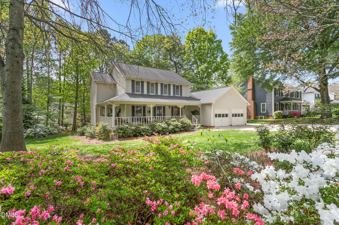 Photo of 207 Windrift Drive