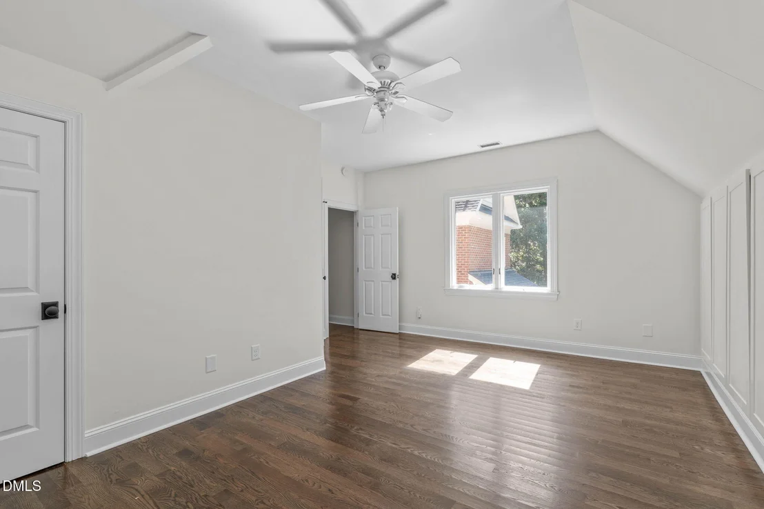 Photo of 206 Johnstone Court