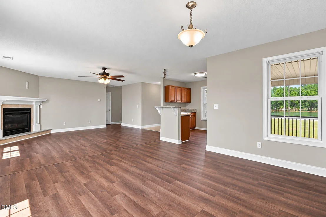 Photo of 390 Comanche Drive