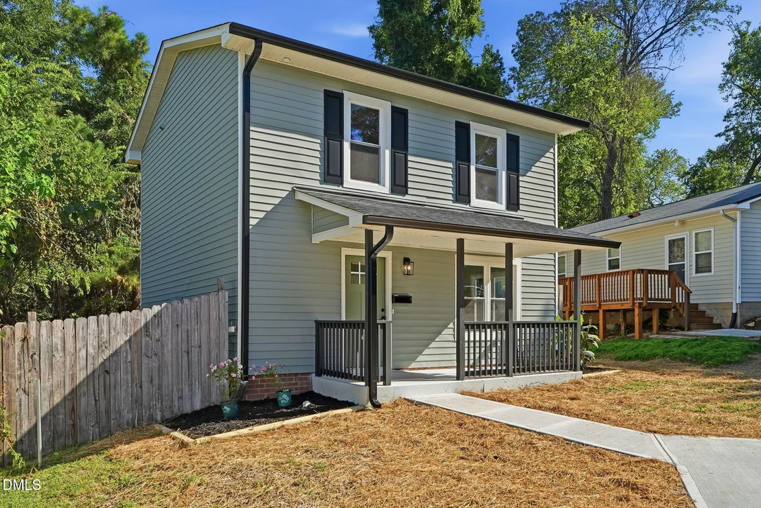 Photo of 827 Gerard Street