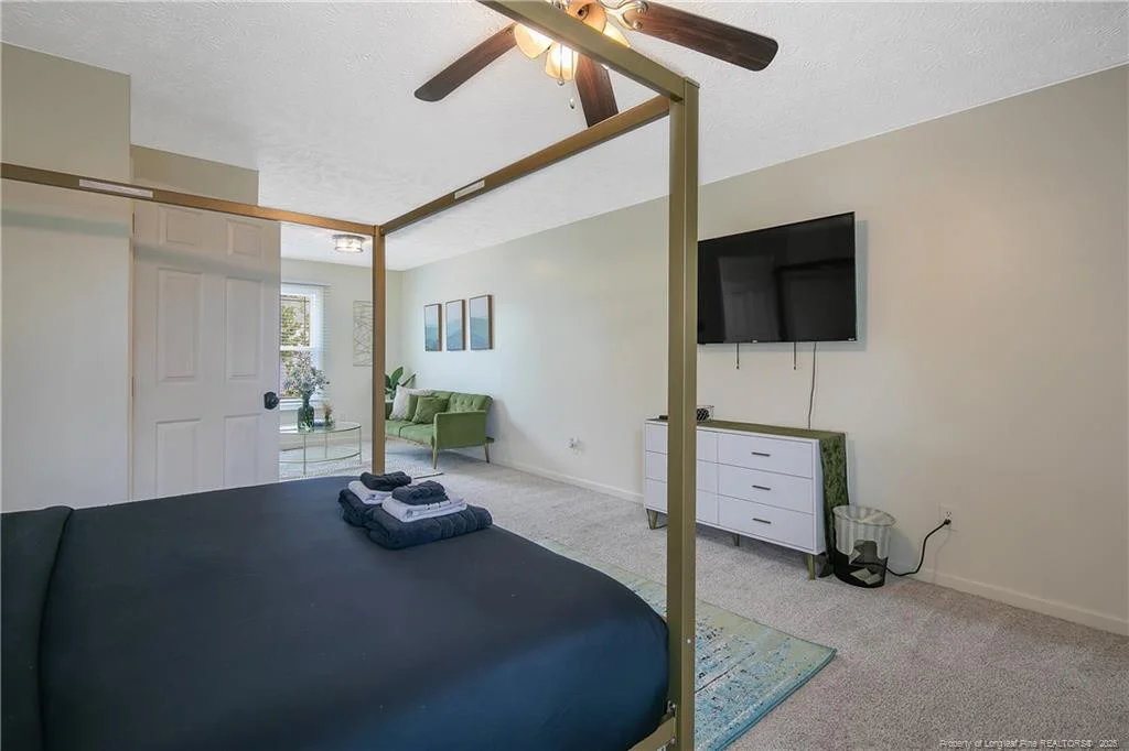 Photo of 6213 Streeter Drive