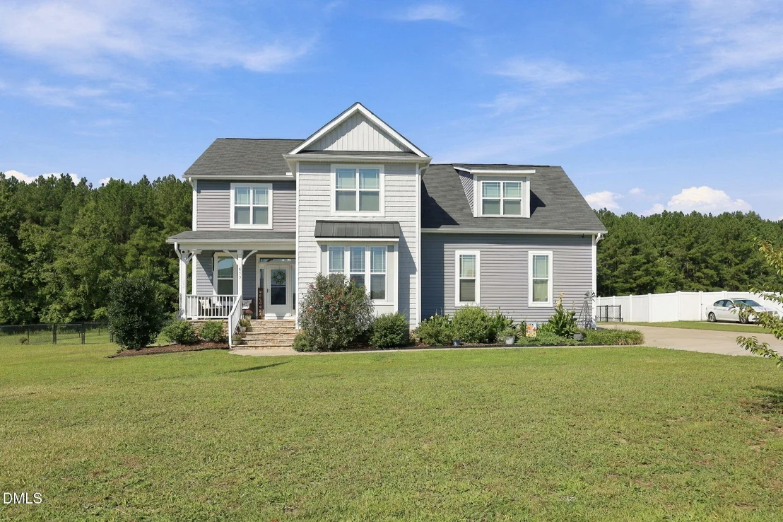 Photo of 653 Wall Road