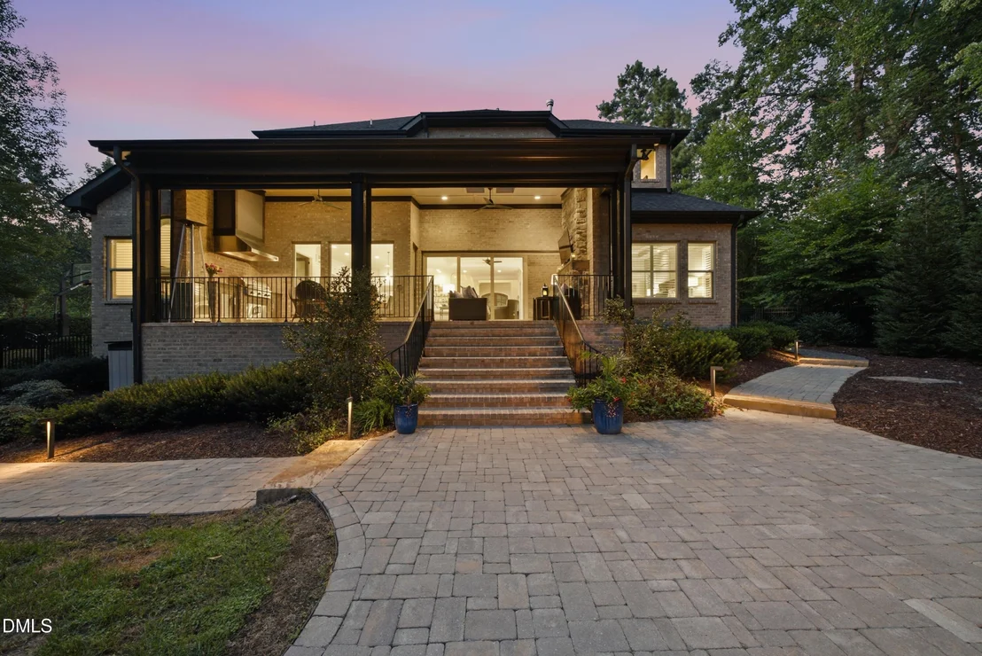 Photo of 7521 Summit Pine Way