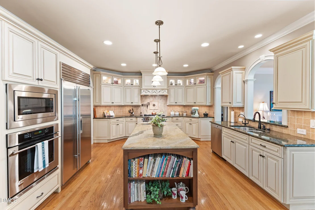 Photo of 6633 Rest Haven Drive
