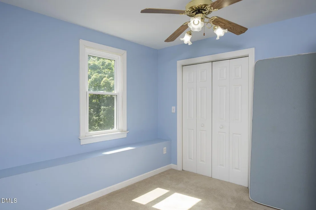 Photo of 708 Flagstone Way