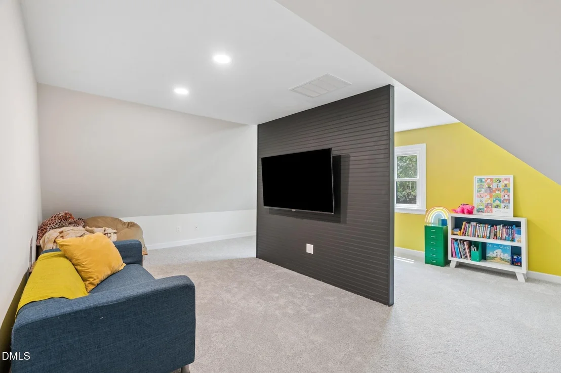 Photo of 211 Forest Brook Drive