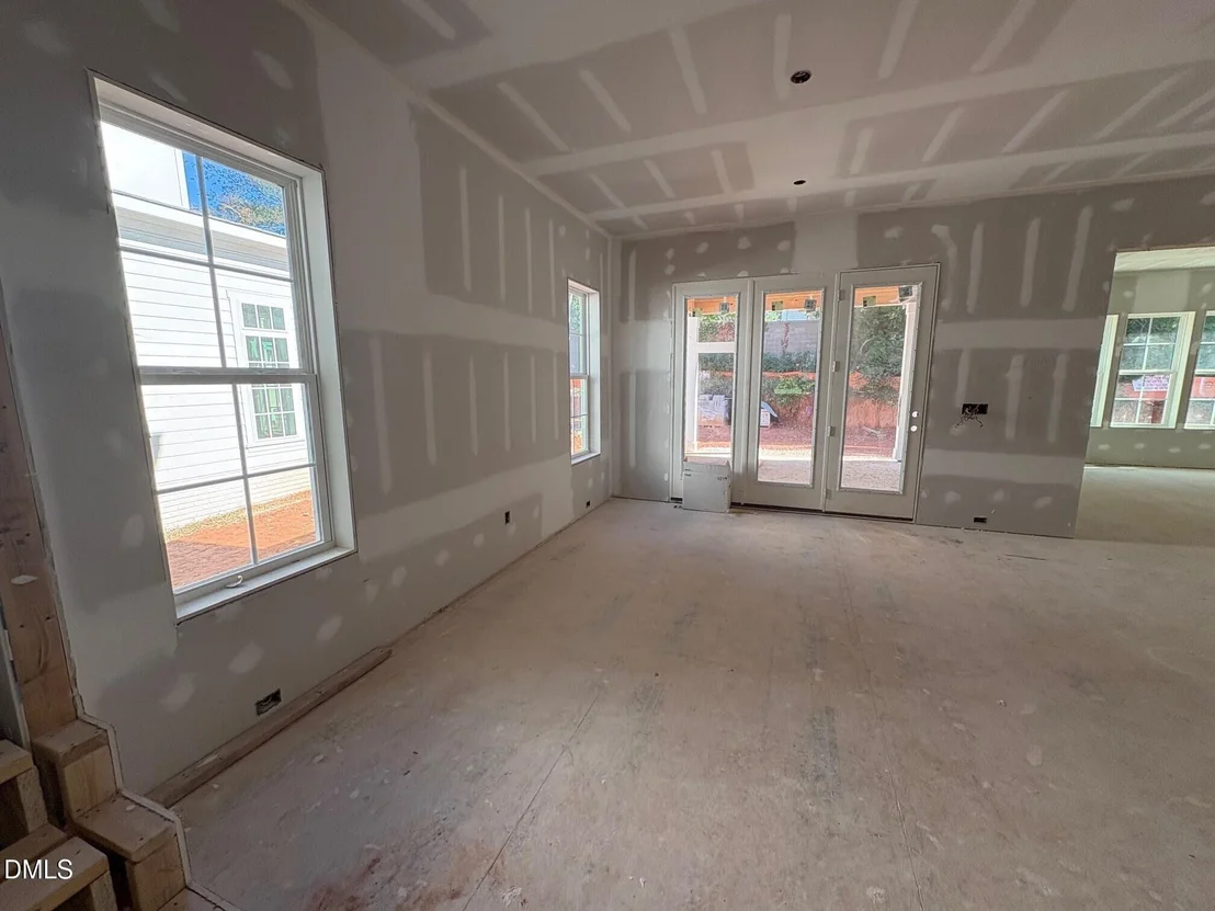 Photo of 916 Marilyn Drive