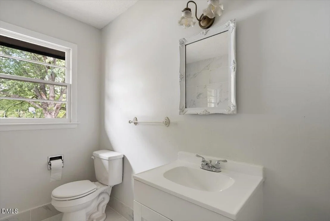 Photo of 1105 Damascus Drive