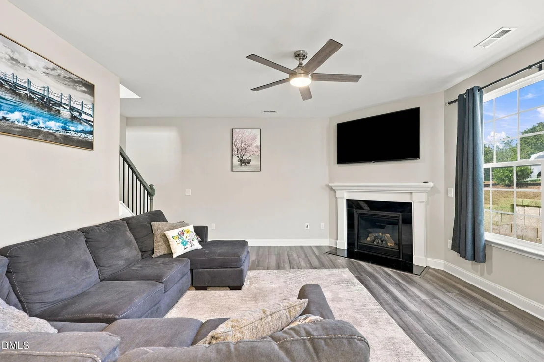Photo of 2170 Campbell Loop