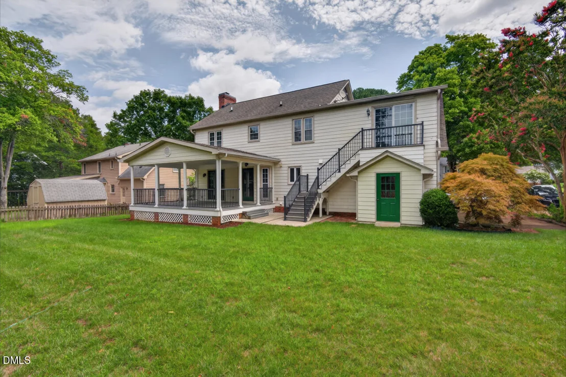 Photo of 6125 Iris Drive
