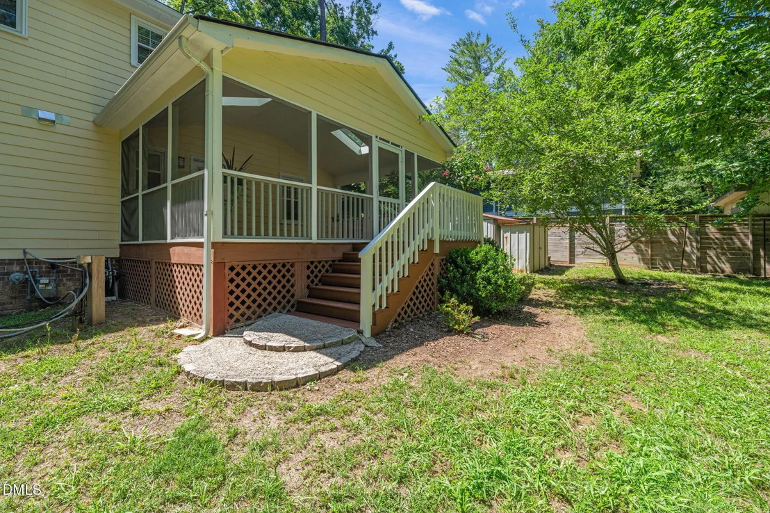 Photo of 721 Tinkerbell Road