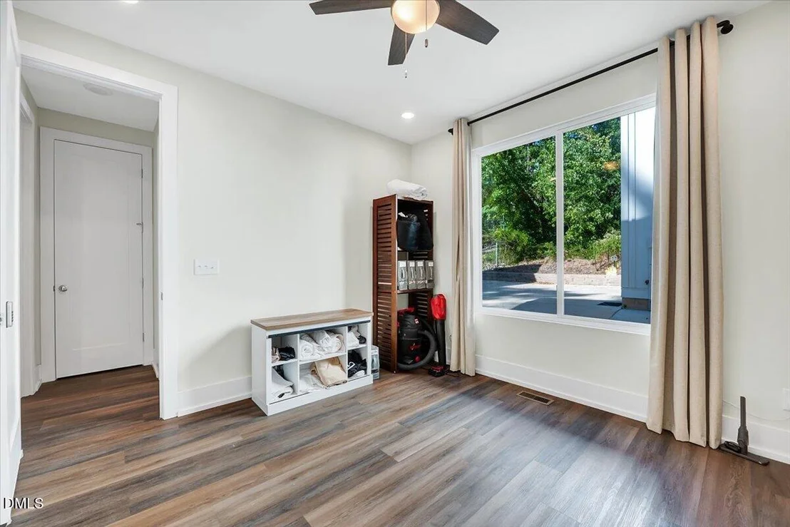 Photo of 2982 Carolyn Drive