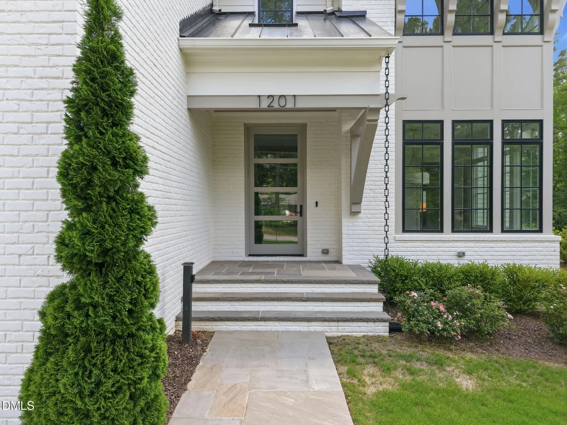 Photo of 1201 Glendale Drive