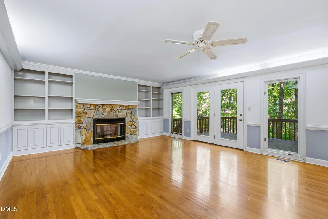 Photo of 225 Dalton Drive