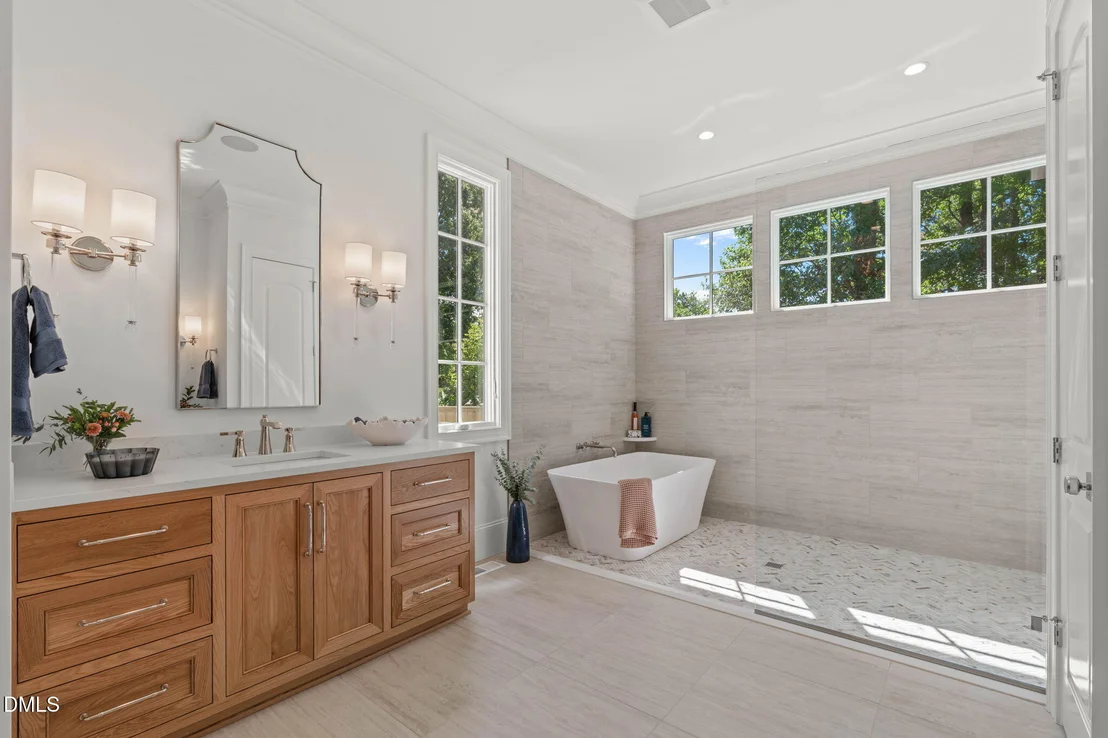 Photo of 6832 Greystone Drive