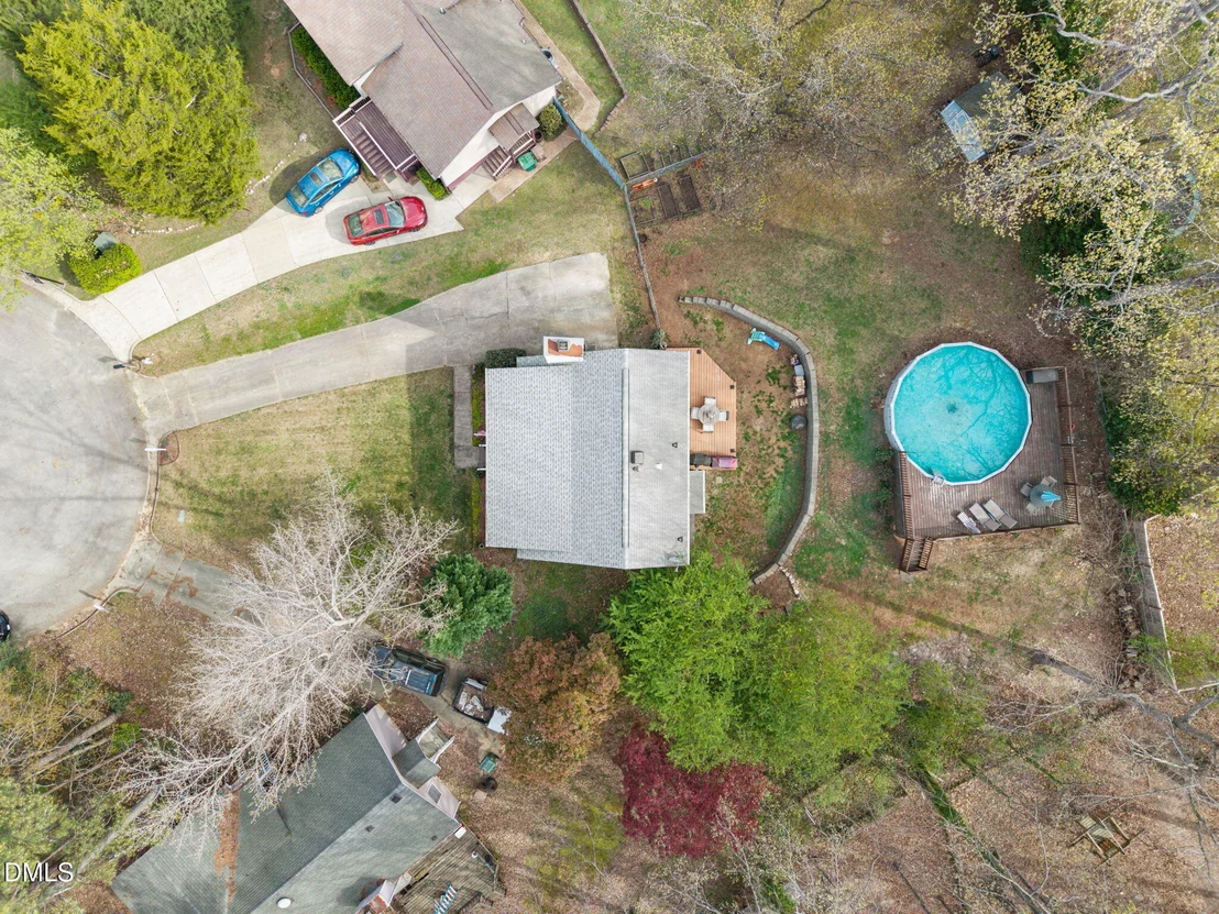 Photo of 212 Esquire Lane