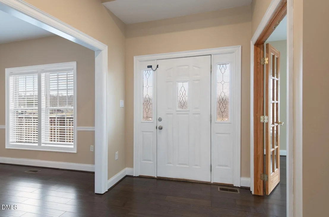 Photo of 4872 Thom Road