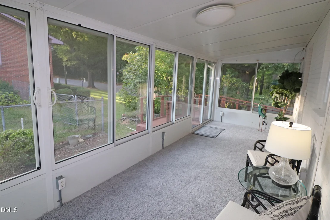 Photo of 1004 Seabrook Road