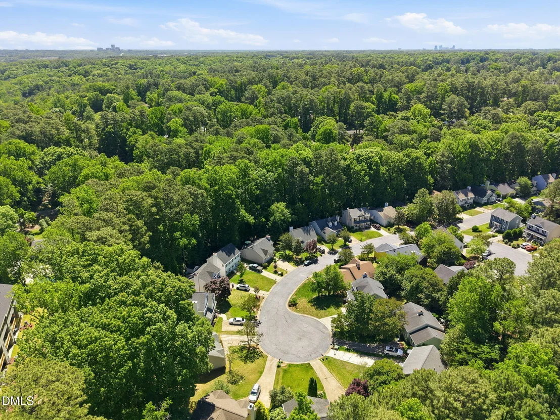 Photo of 4625 Timberhurst Drive