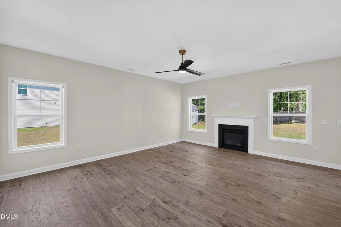 Photo of 345 Birch Avenue