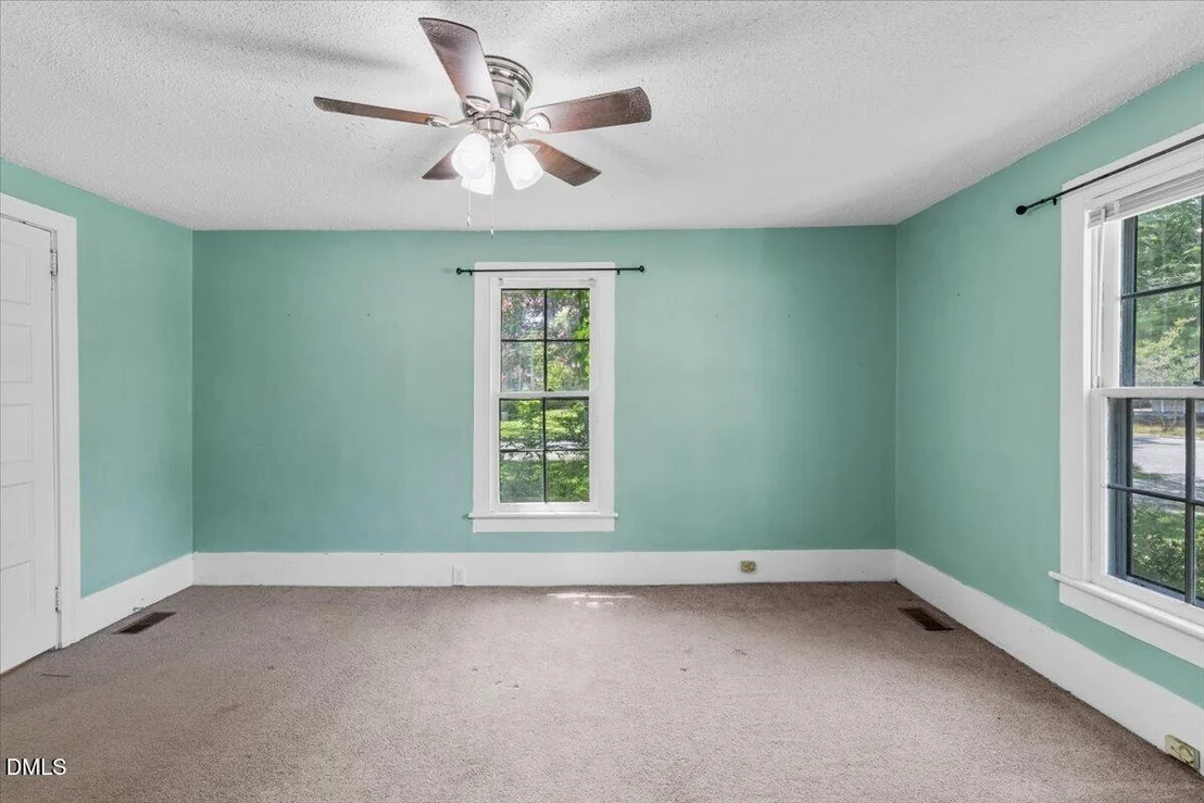 Photo of 700 N Webb Street