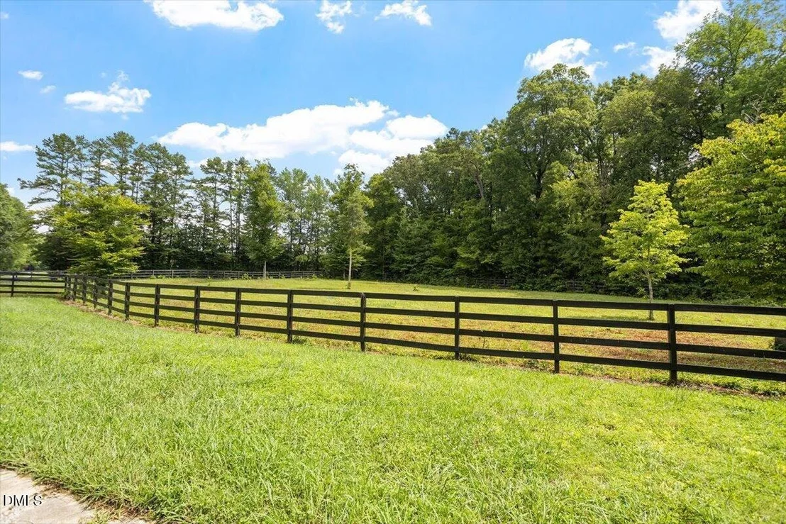 Photo of 2416 Halls Mill Road