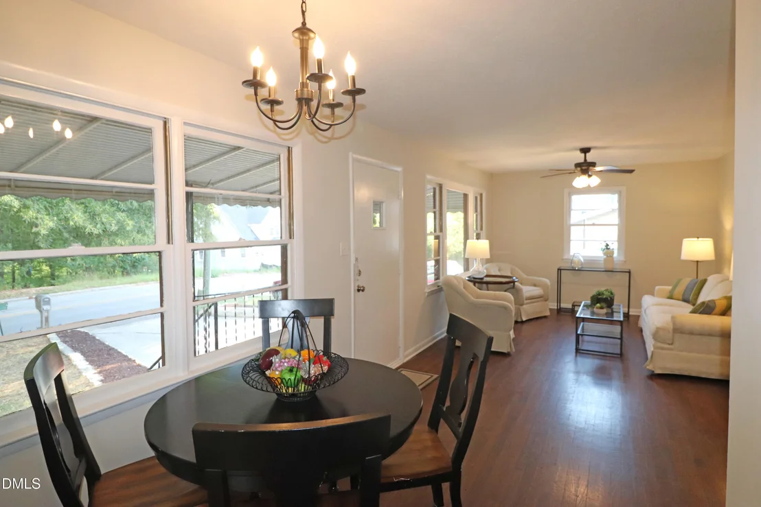 Photo of 1004 Seabrook Road