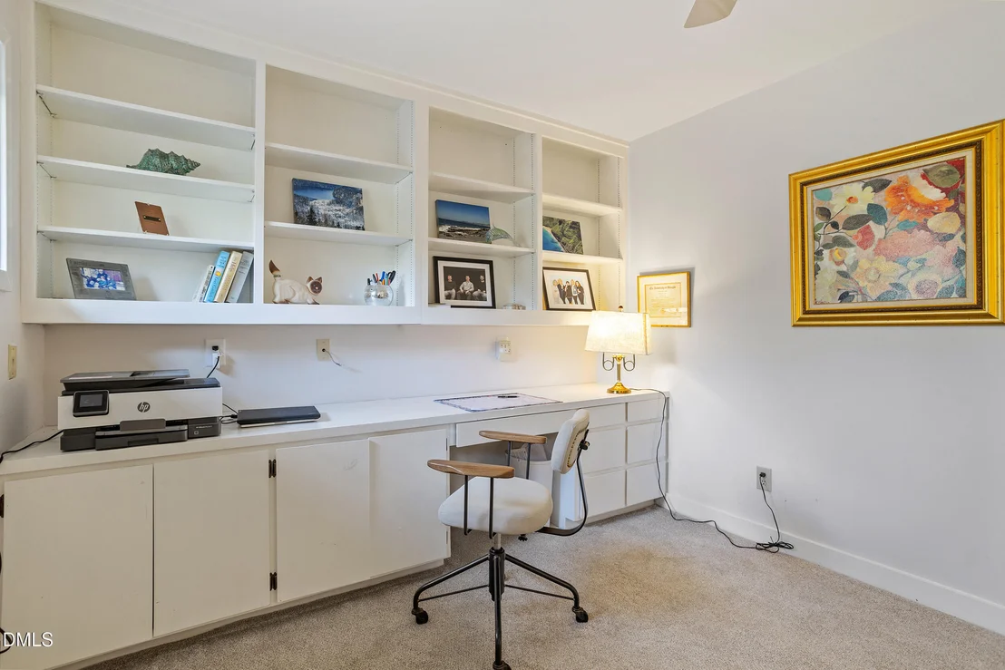 Photo of 996 Cleland Drive