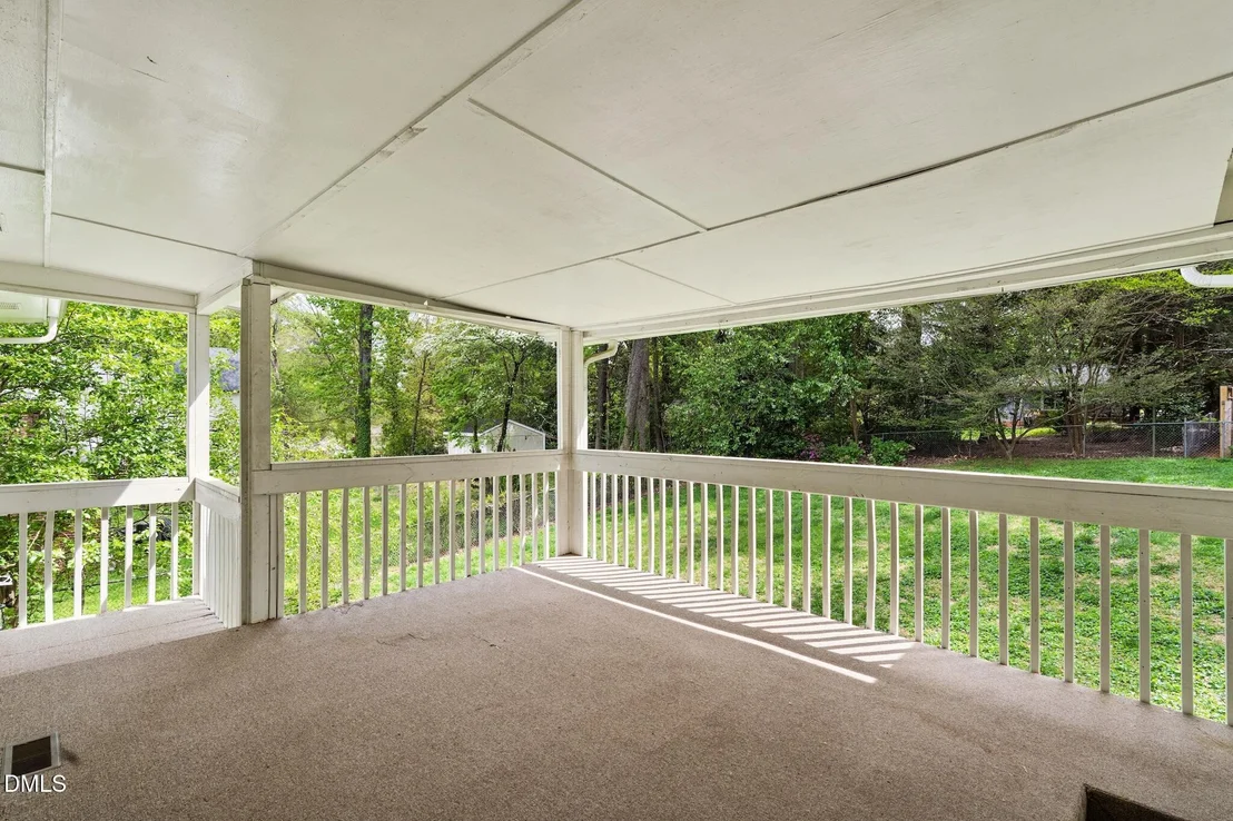 Photo of 412 Pinecroft Drive