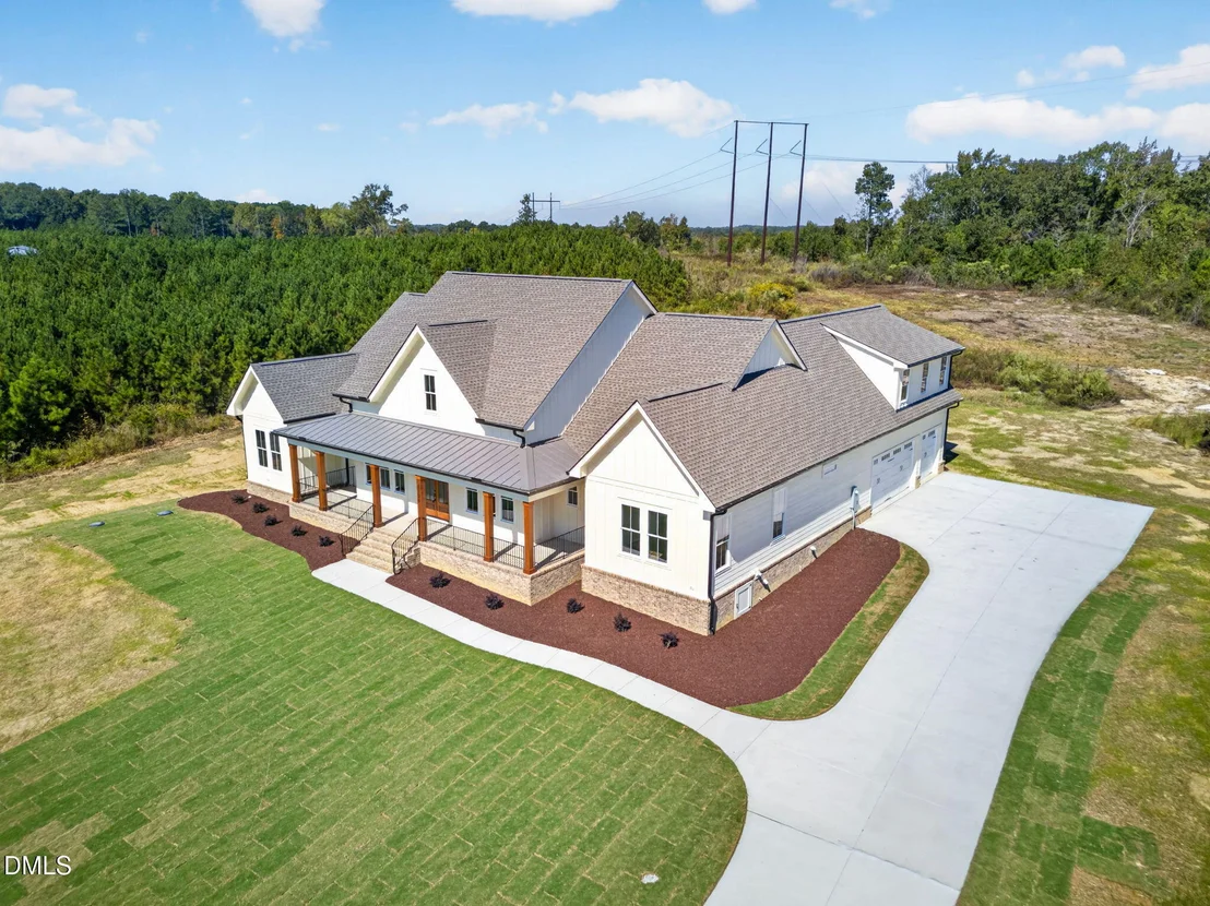 Photo of 1104 Elevation Road