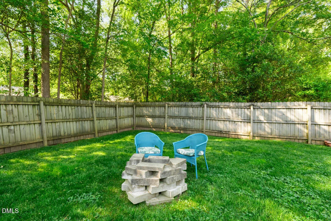 Photo of 5606 Newhall Road