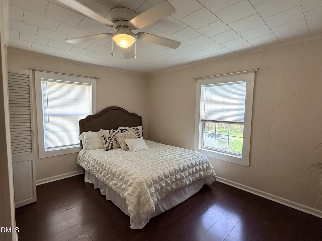 Photo of 1268 Ridge Road