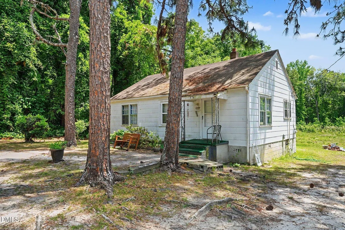 Photo of 399 Army Road
