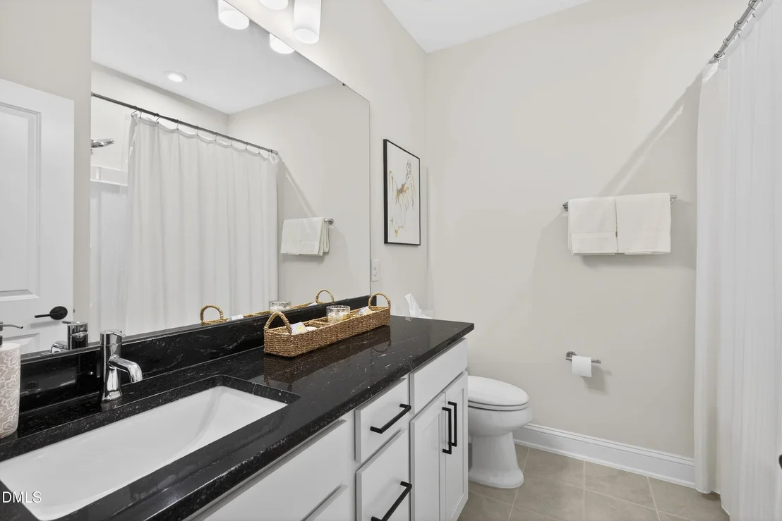Photo of 1063 Danvers Loop