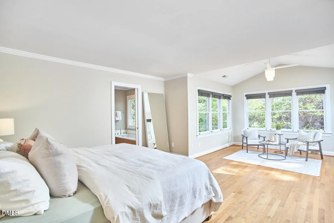 Photo of 4323 Thetford Road
