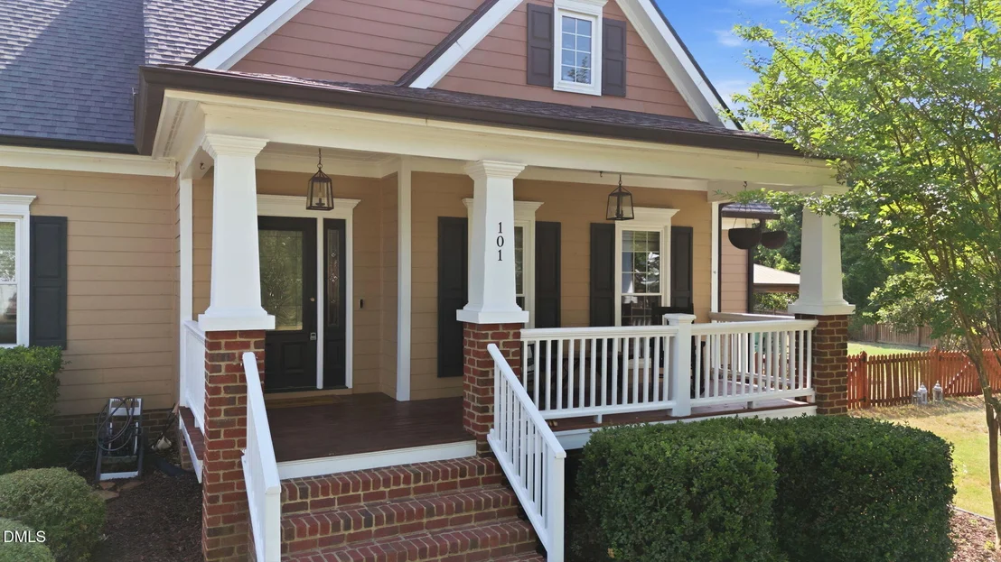 Photo of 101 Caledonia Lane