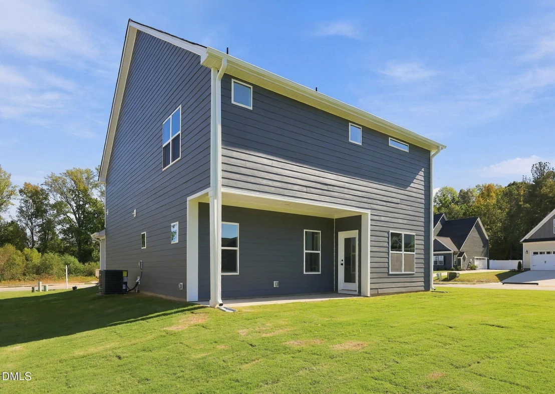 Photo of 127 Grinnell Loop