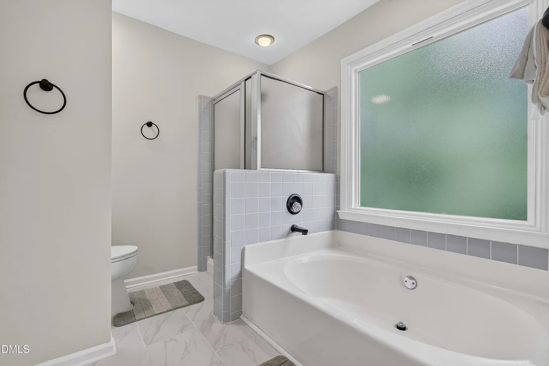 Photo of 908 Clifford Drive