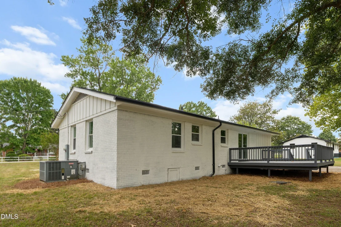 Photo of 1109 Damascus Drive