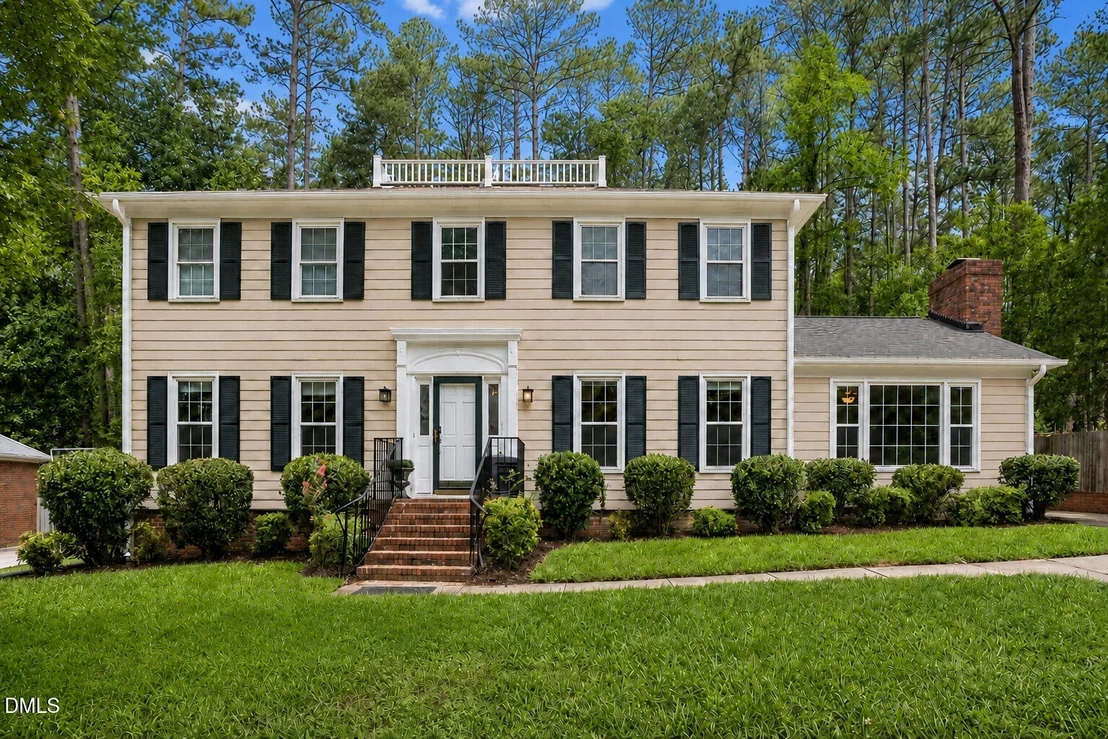 Photo of 2435 Sedgefield Drive