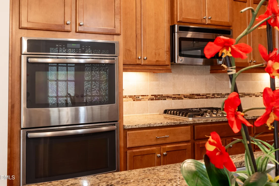 Photo of 820 Lemongrass Lane