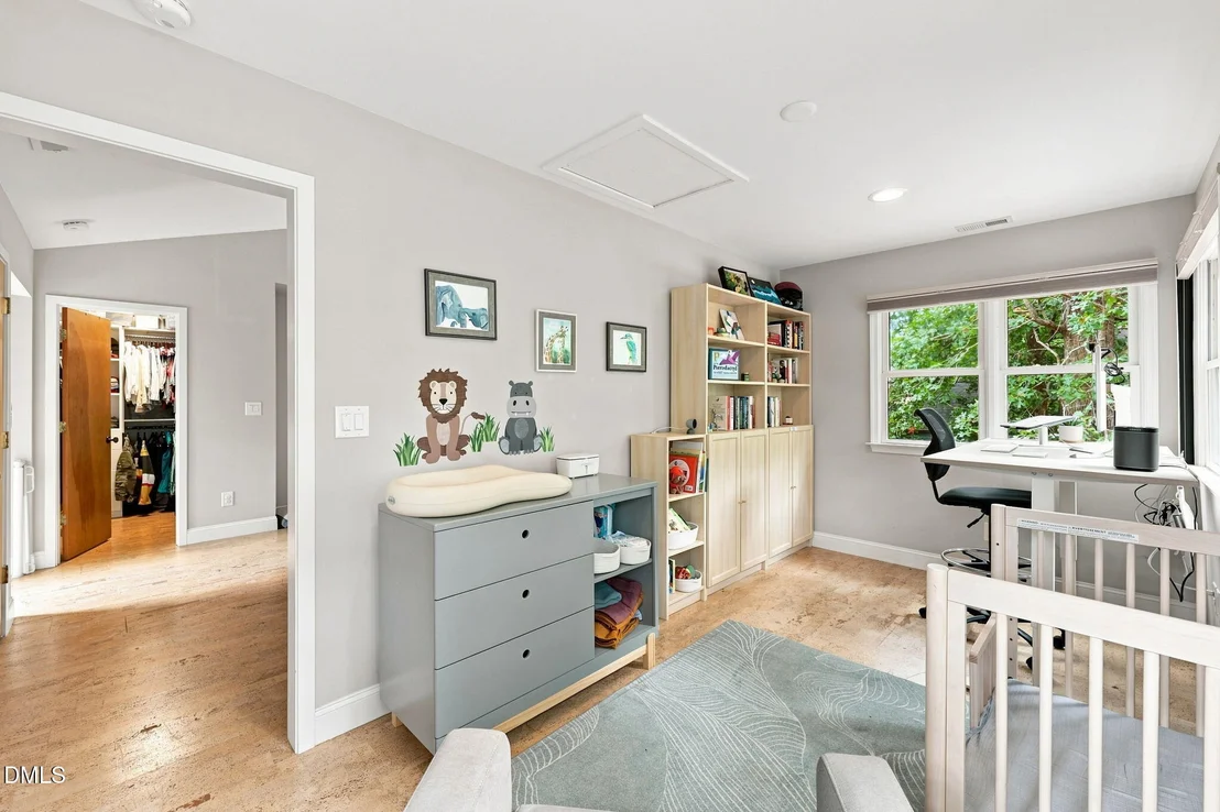 Photo of 403 Oak Avenue