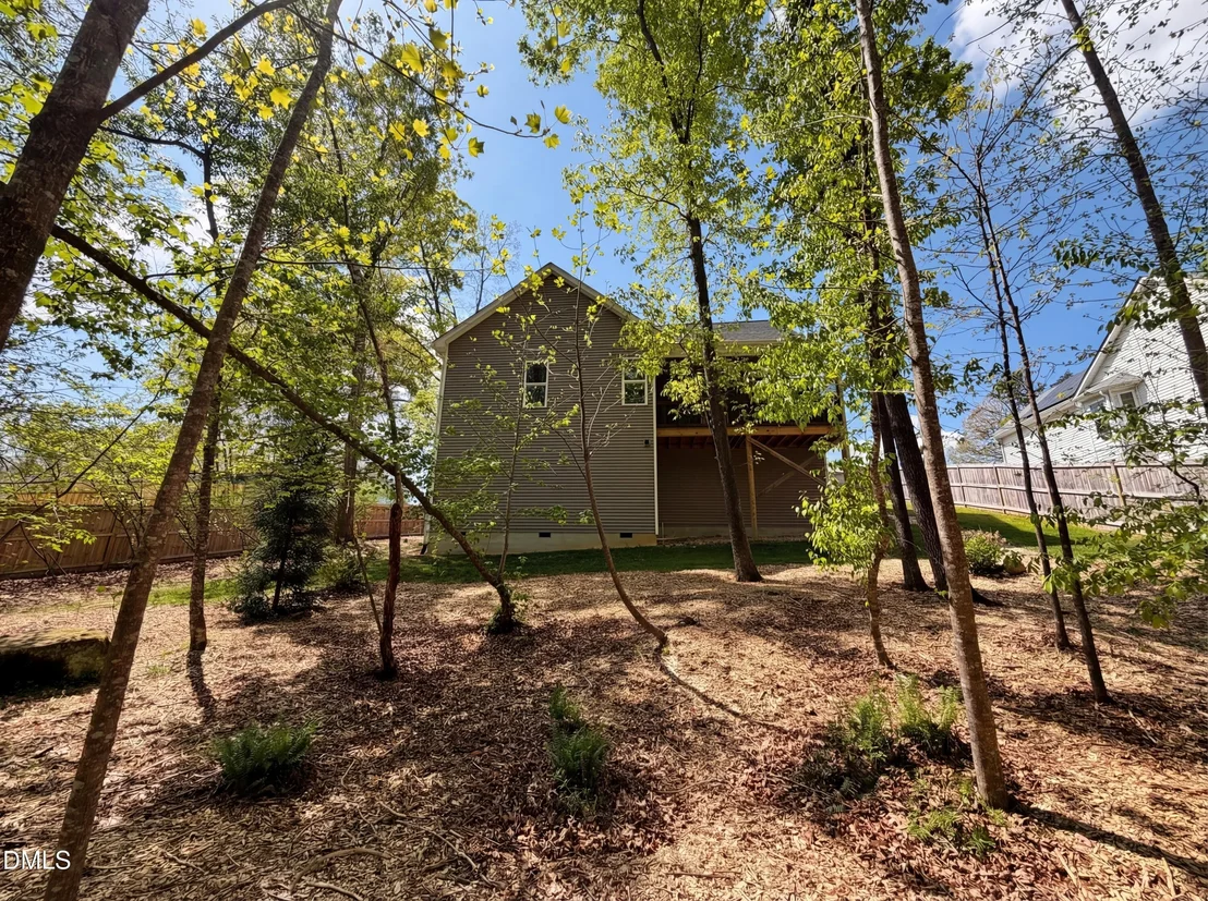 Photo of 903 Long Avenue