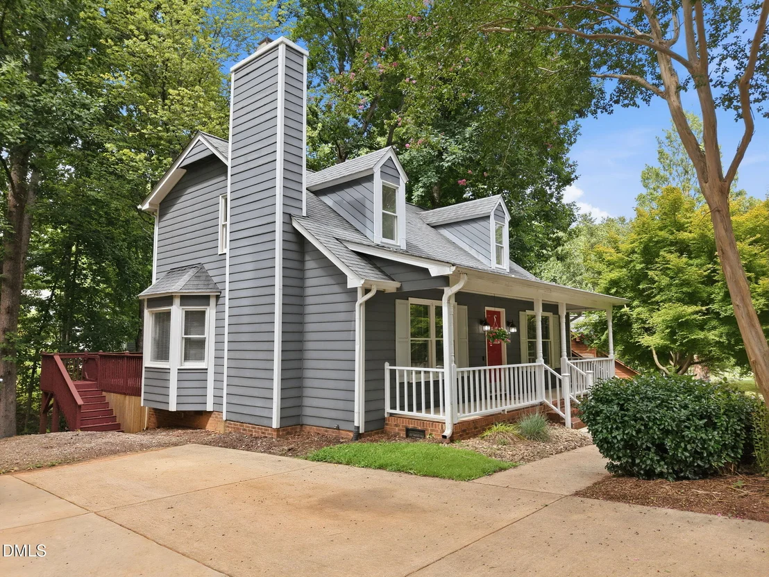 Photo of 300 Trimble Avenue