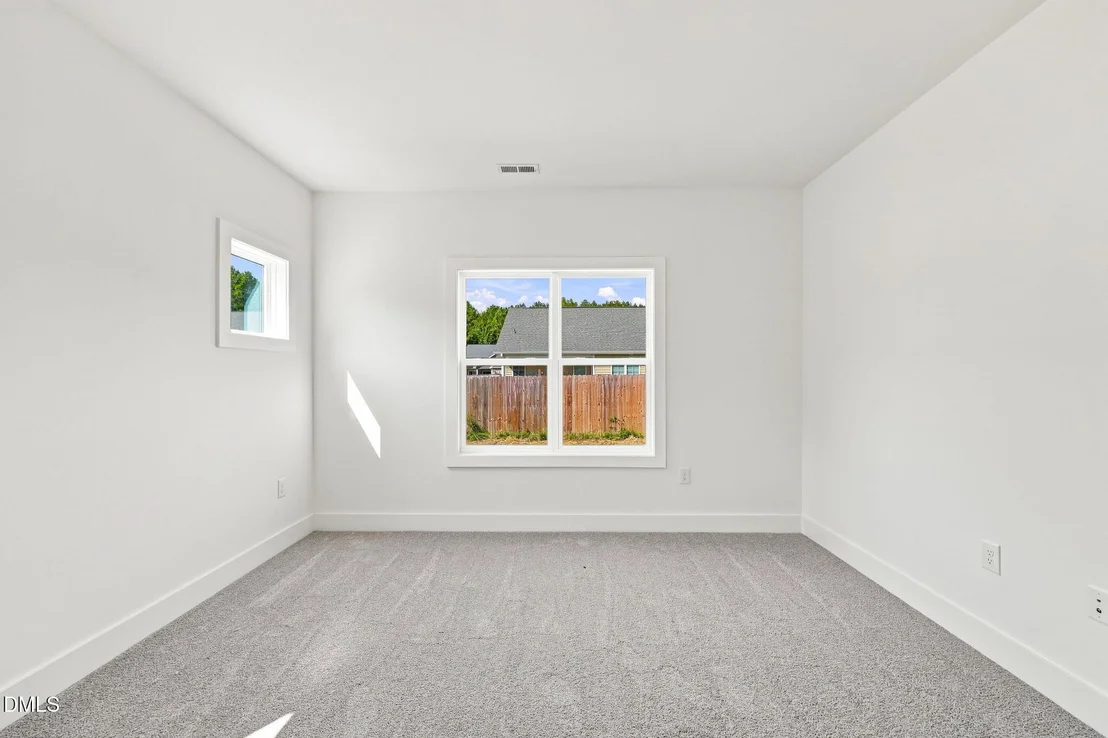 Photo of 30 Loganberry Avenue