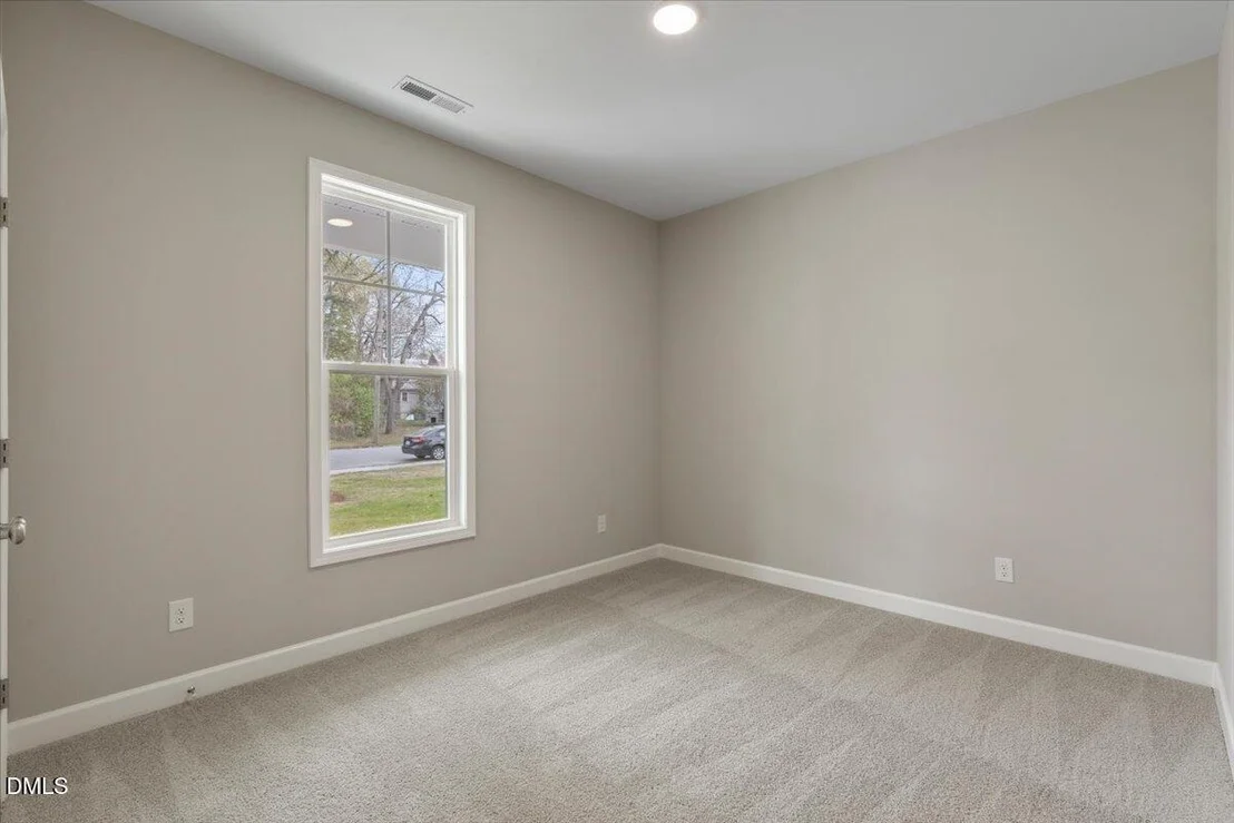 Photo of 271 Mcneil Circle