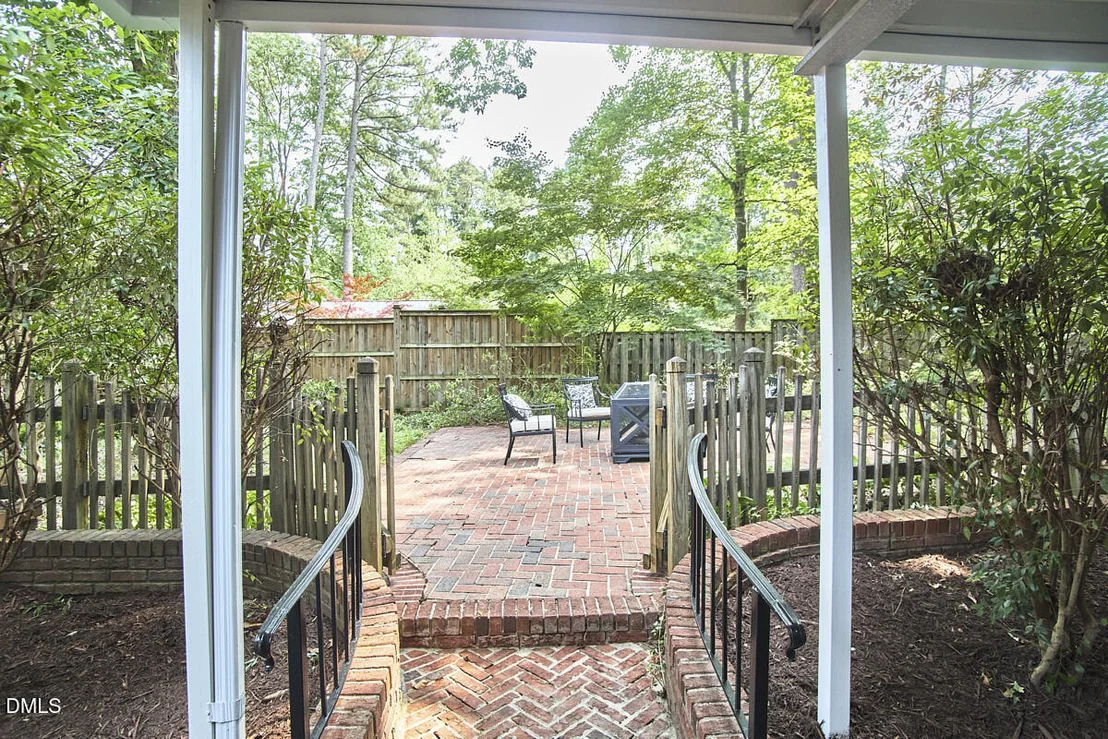 Photo of 118 Forestwood Drive