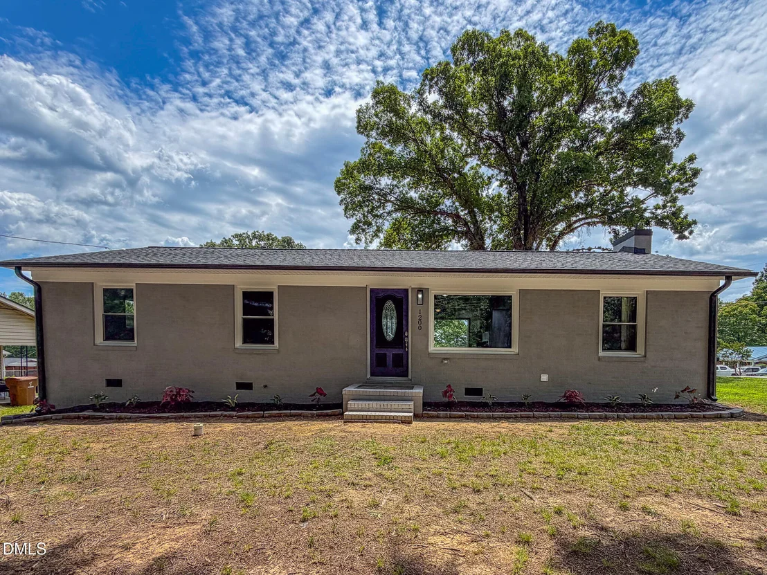 Photo of 1200 Ridge Road