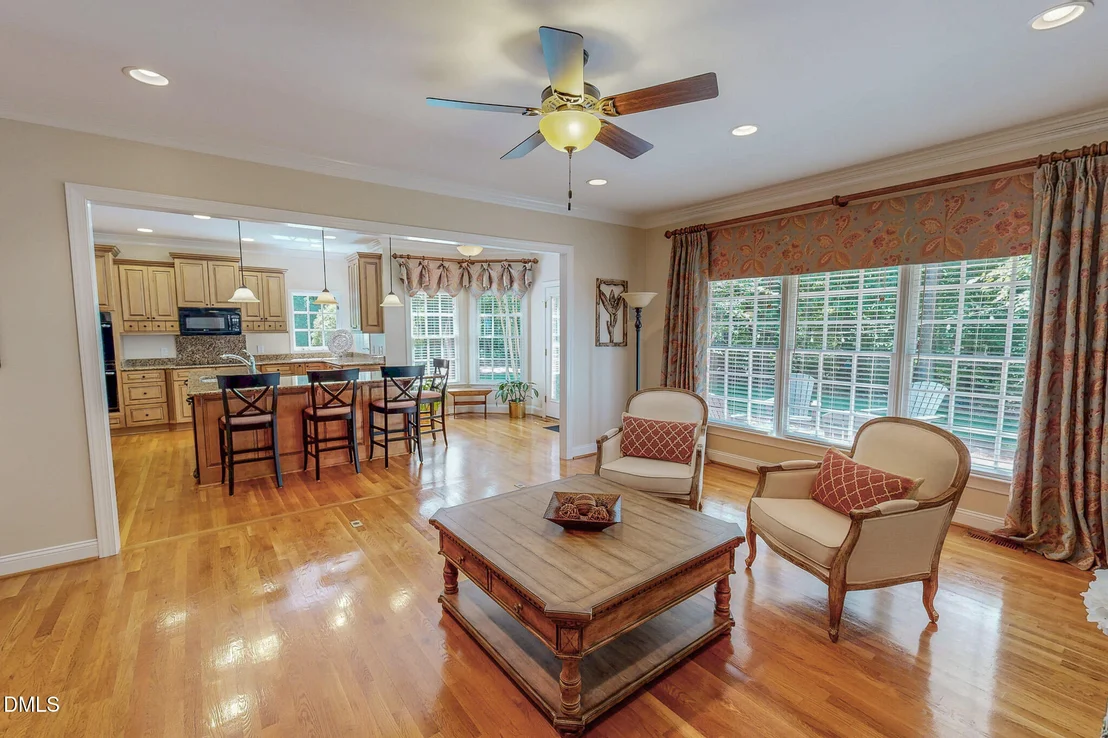 Photo of 355 Denada Path